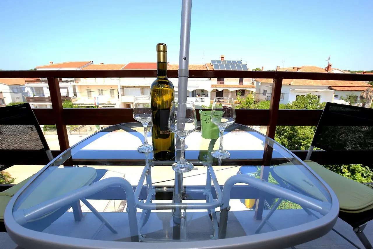 Apartments Mara Zadar